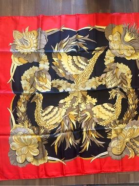 Hermes Paris Silk Scarf "Tahiti" Carre 90 designed by Caty Latham